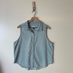 Light Denim Chambray Button Front Tank Top Large